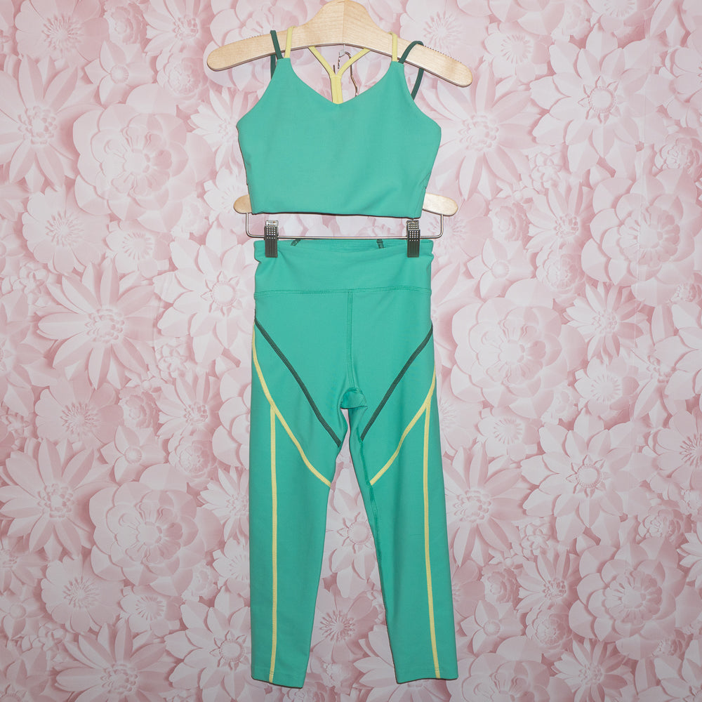 Green Athletic Set Size 6-7