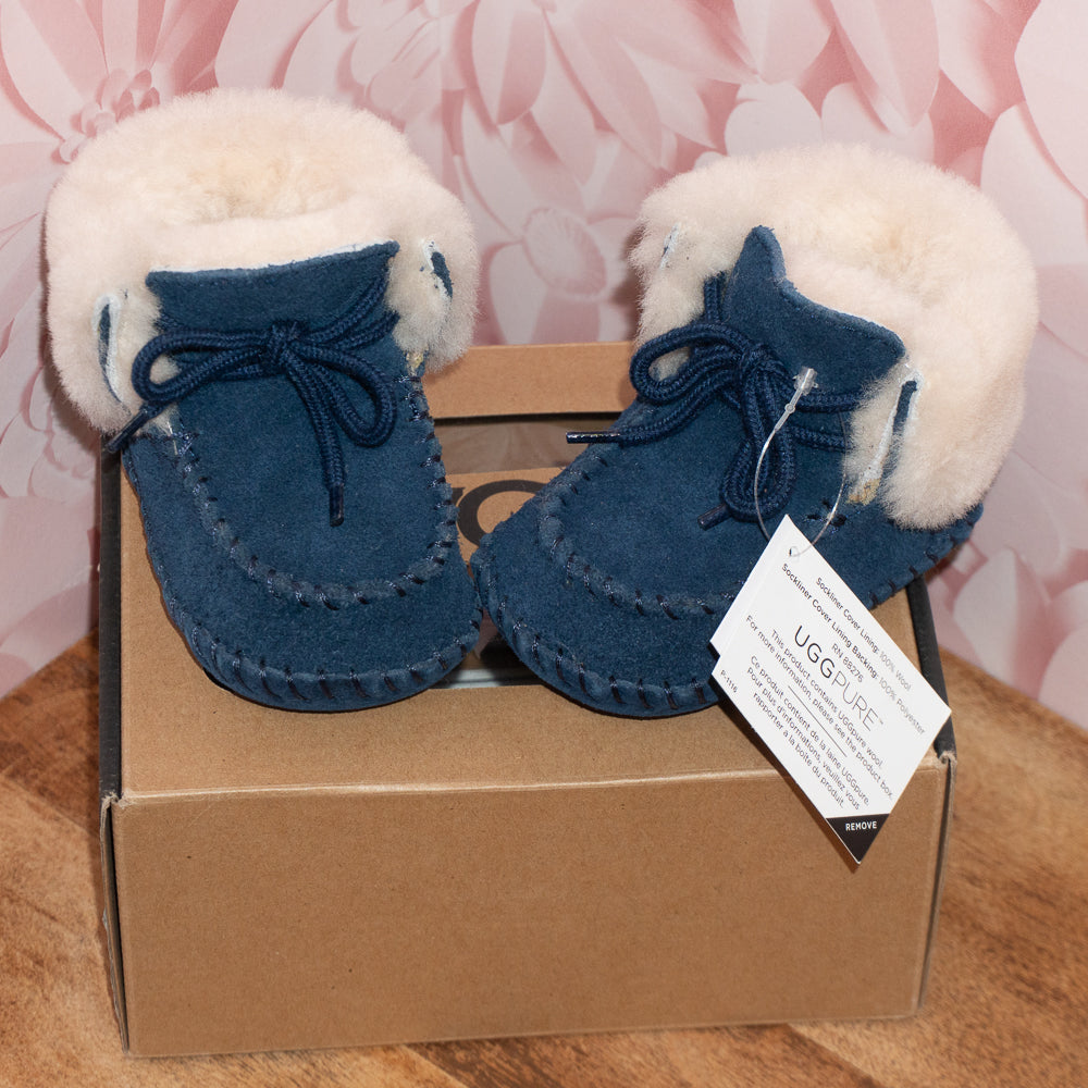 New in Box Ugg Boots Size 0/1