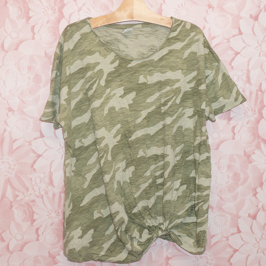 Camo Maternity Tee Size M