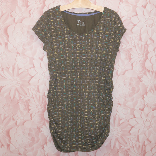 Floral Maternity Tee Size M