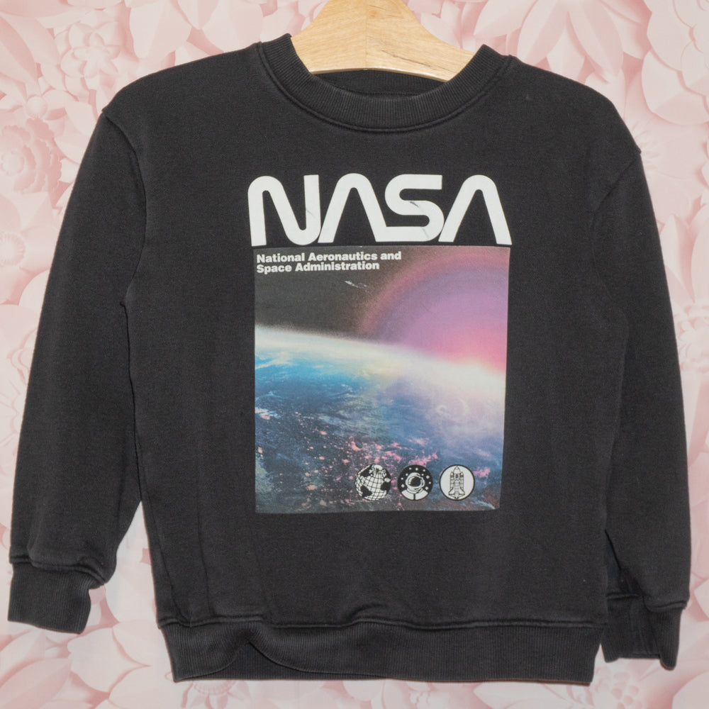 NASA Crewneck Size 5T/6