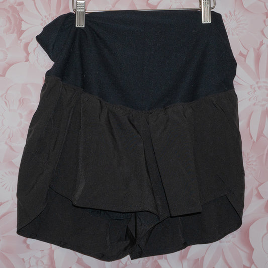 Athletic Maternity Shorts Size M