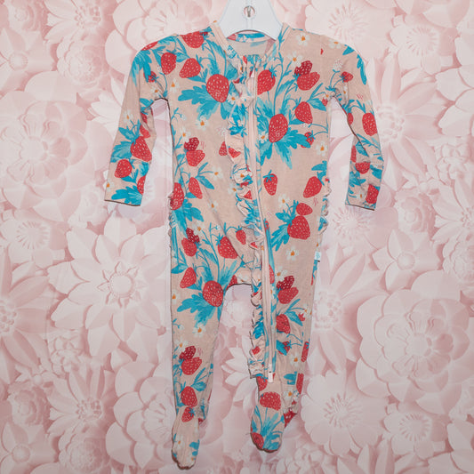Bamboo Strawberry Sleeper Size 3-6m