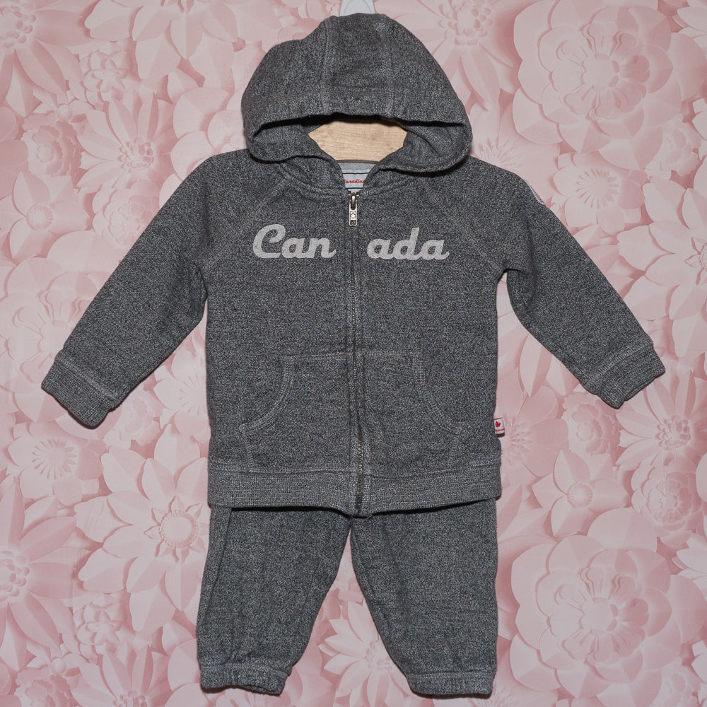 Canada Salt & Pepper Set Size 18-24m