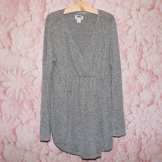 Heather Gray Maternity/Nursing Top Size M