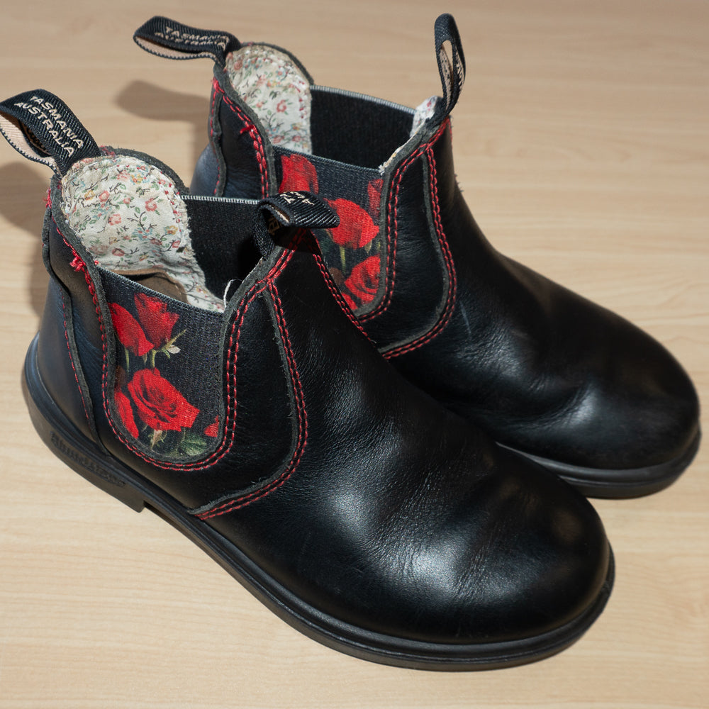 Rose Blundstone Boots Size US 1/Aus 13