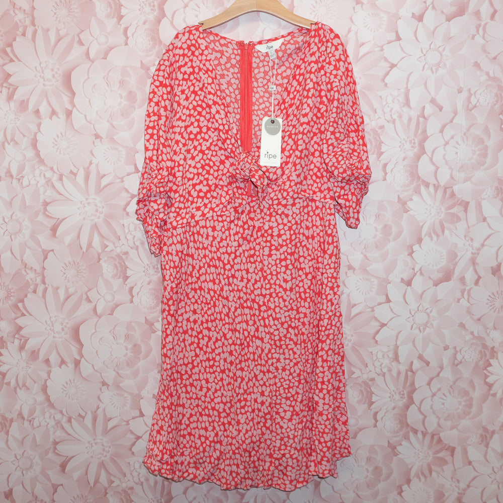 NWT Maternity/Nursing Dress Size L