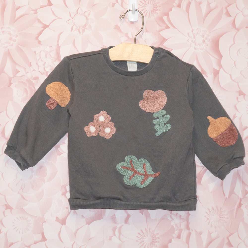 Applique Crewneck Size 12-18m