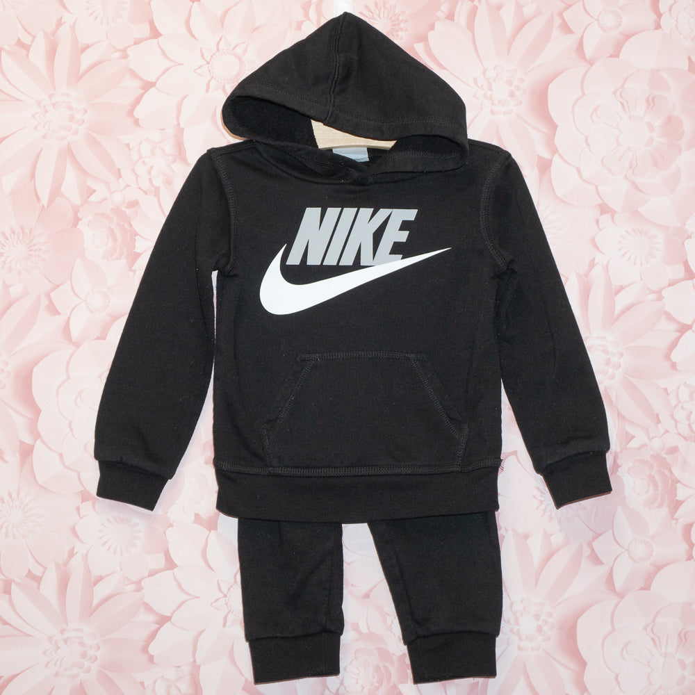Nike Set Size 2T