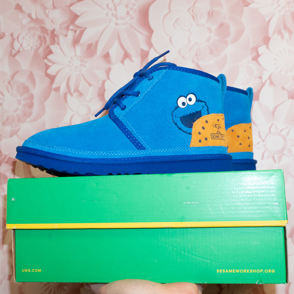 New in Box Cookie Monster Boots Size 5