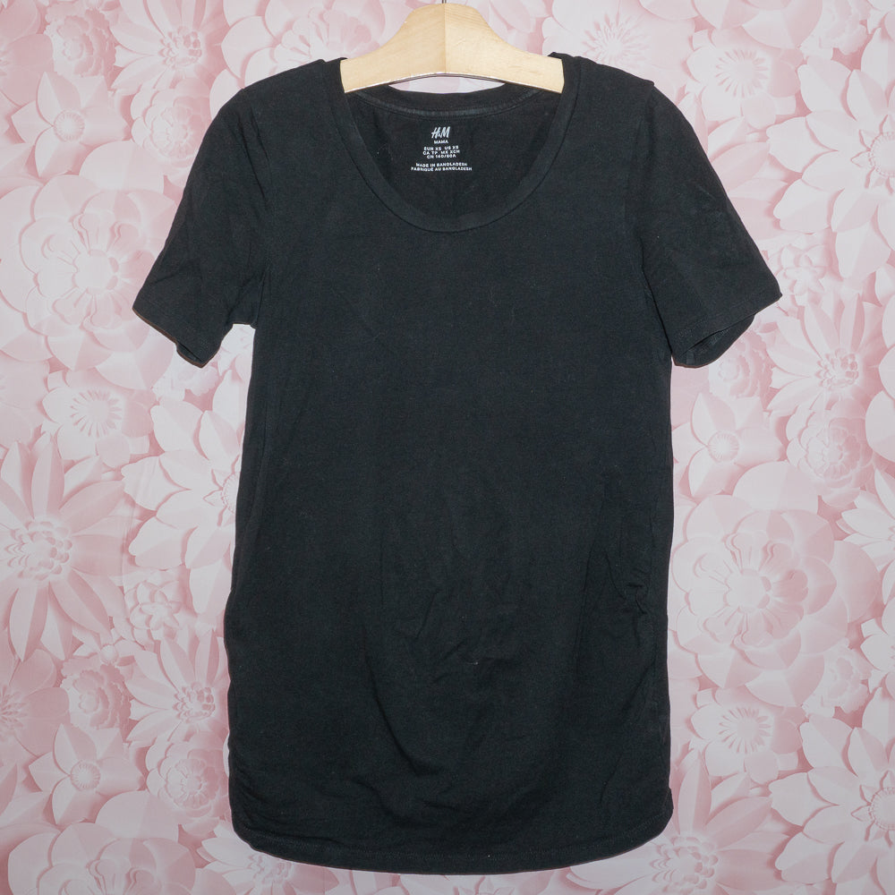 Maternity Tee Size XS
