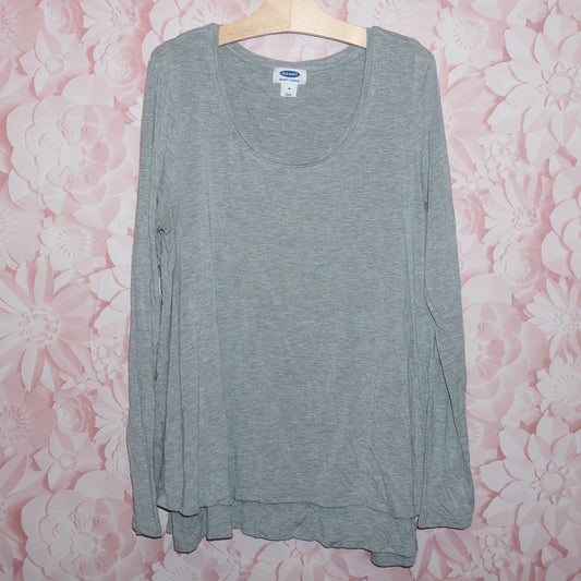 Maternity/Nursing Shirt Size M