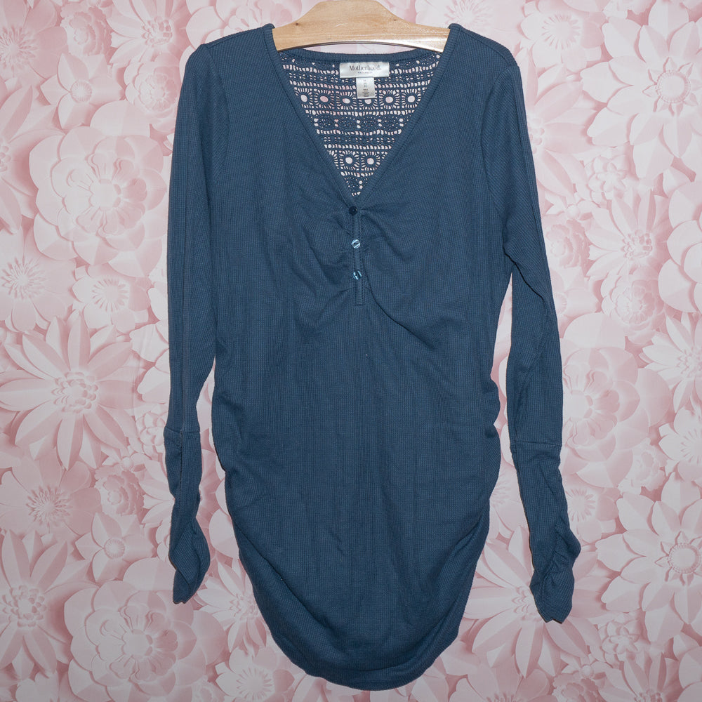 Lace-back Maternity Top Size M
