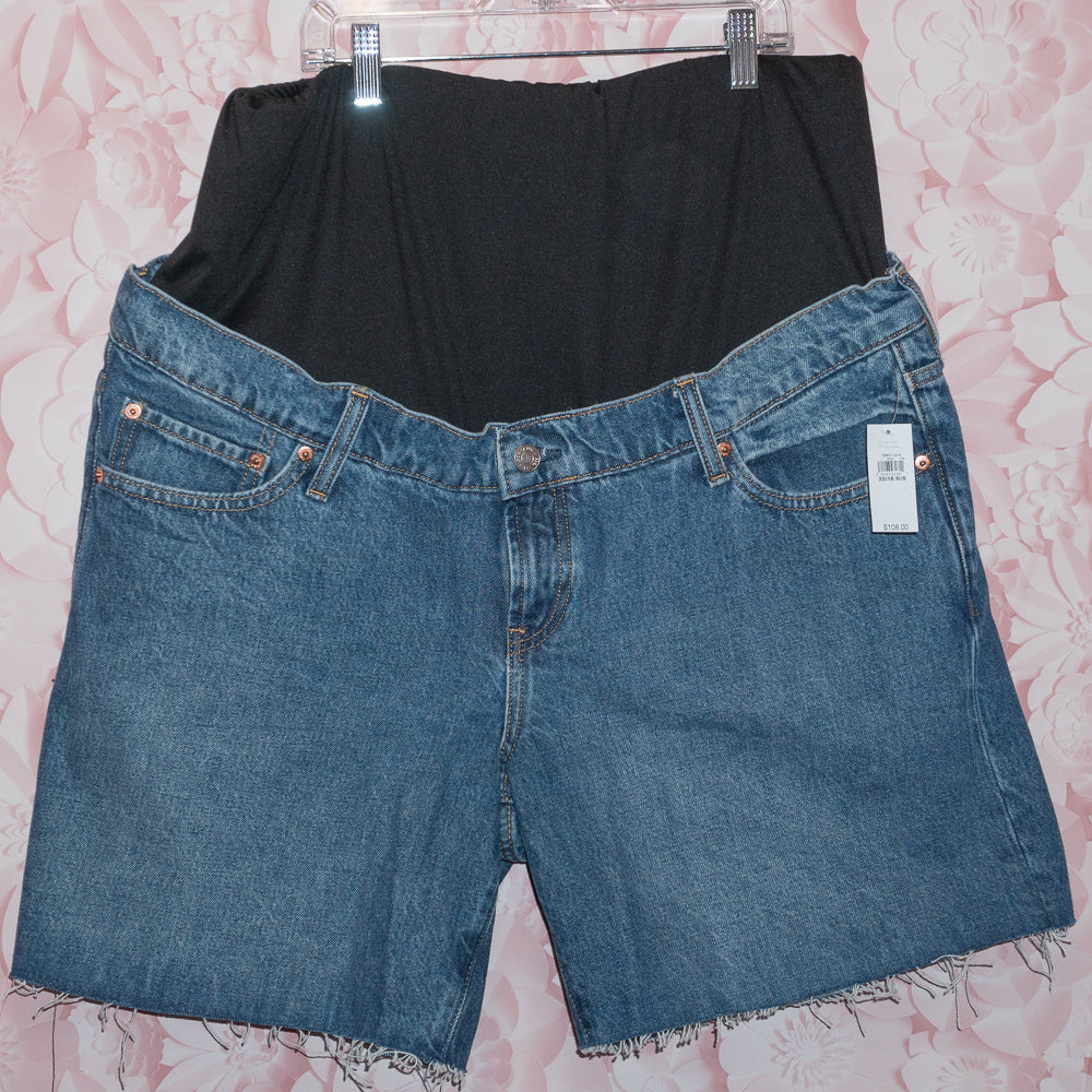 NWT Maternity Shorts Size 33/16