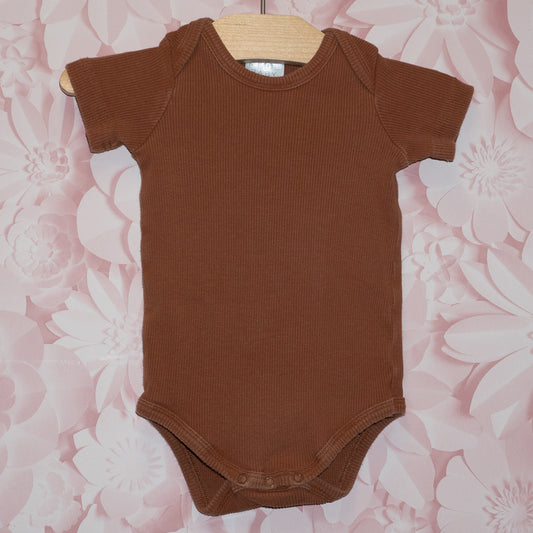 Brown Ribbed Onesie Size 6-12m