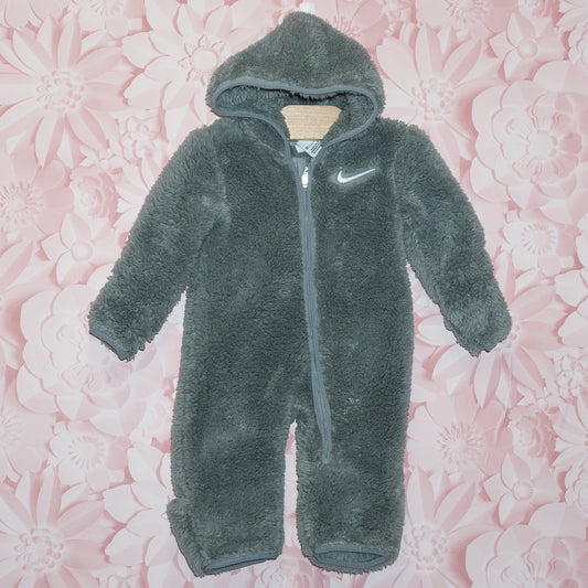Nike Fuzzy Suit Size 3m