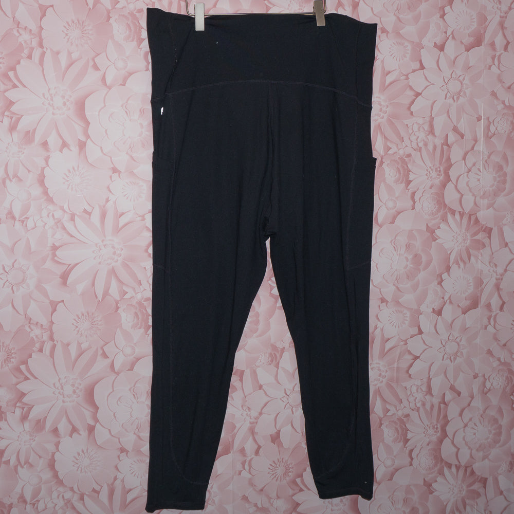 Maternity Athletic Leggings with Pockets Size XL