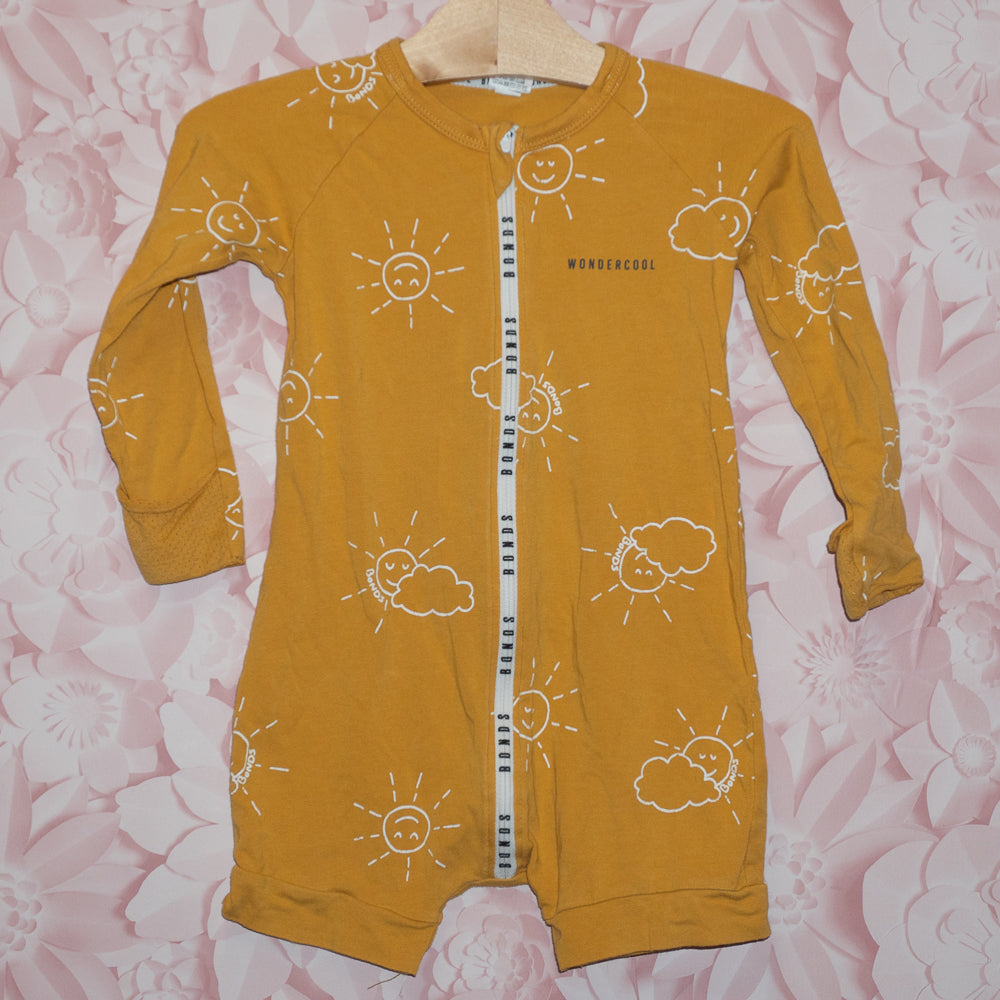 Sun & Clouds Shortie Bonds Wondercool Suit Size 18-24m