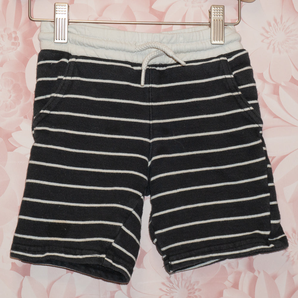 Striped Pull On Shorts Size 4/5