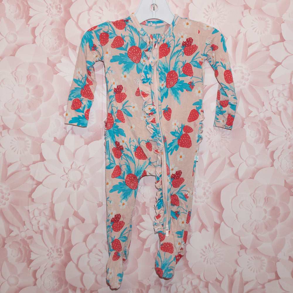 Bamboo Strawberry Sleeper Size 3-6m