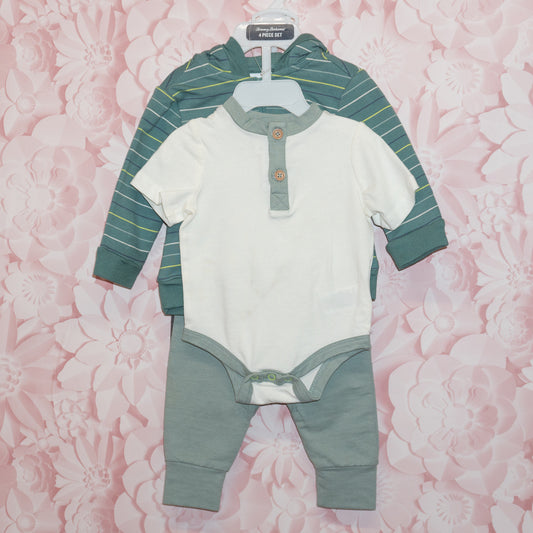NWT 4-Piece Set Size 6m
