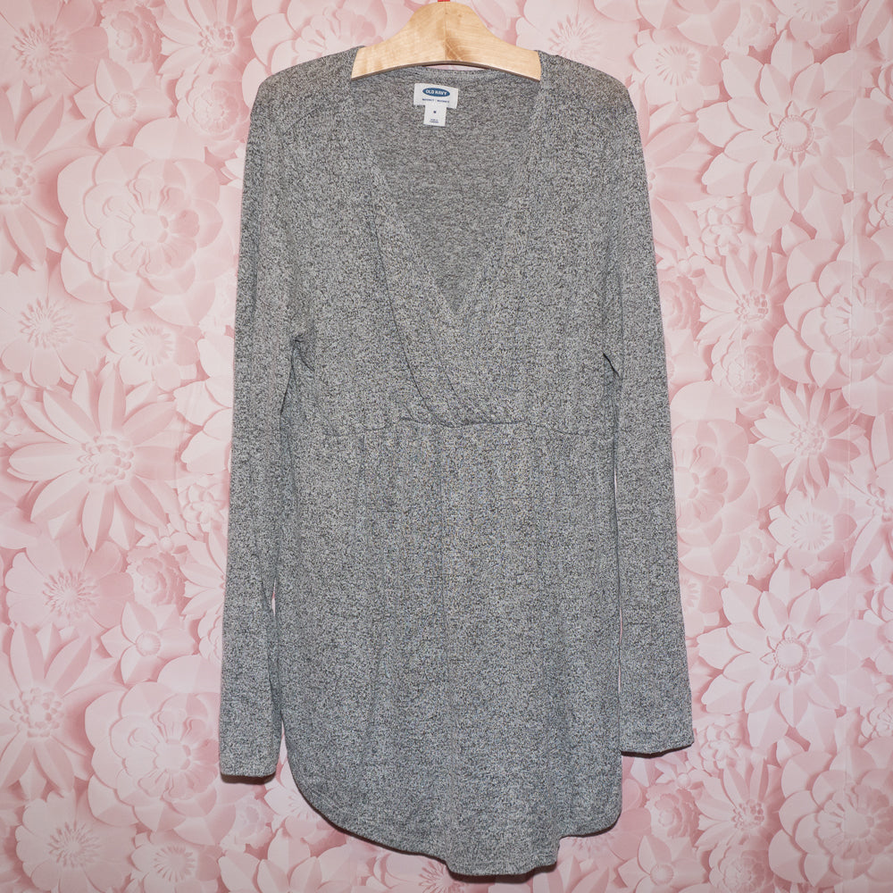 Heather Gray Maternity/Nursing Top Size M