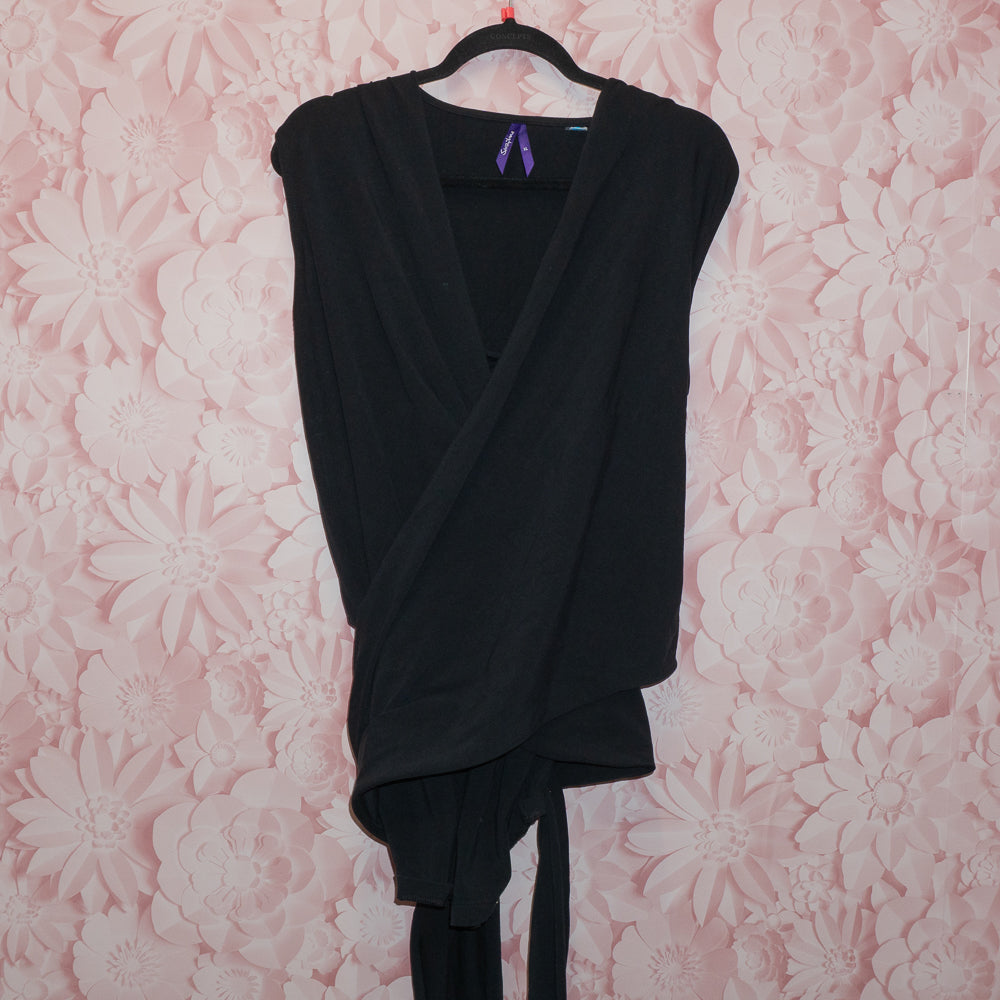 Black Maternity/Nursing Wrap Top Size XL
