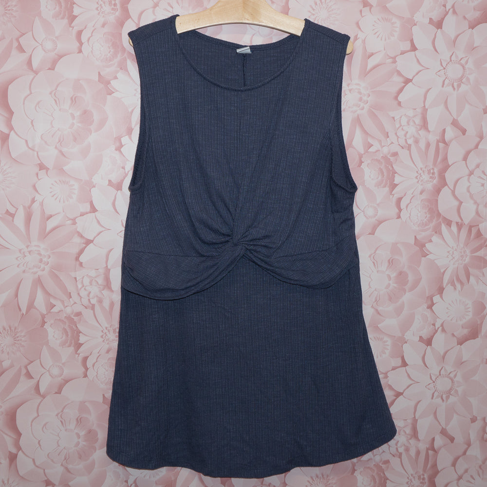 Twist Front Maternity/Nursing Tank Top Size M