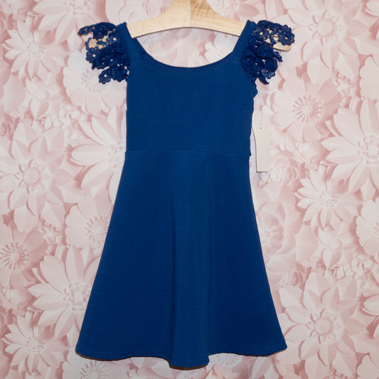 NWT Lace Sleeve Dress Size 4T