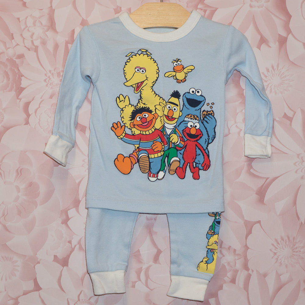 Sesame Street Pajamas Size 6-12m