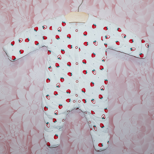 Strawberry Cozy Sleeper Size 0-3m