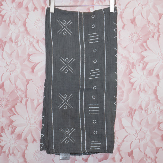 Geometric Print Muslin Swaddle