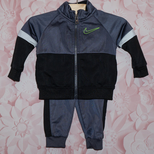 Nike Track Set Size 6m